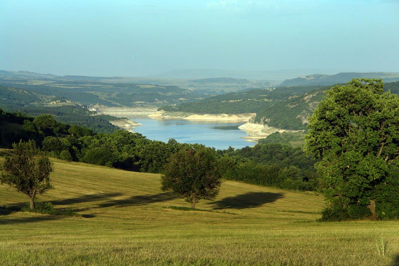 National Hills, GA - File:Algeti Lake.jpg - Wikimedia Commons